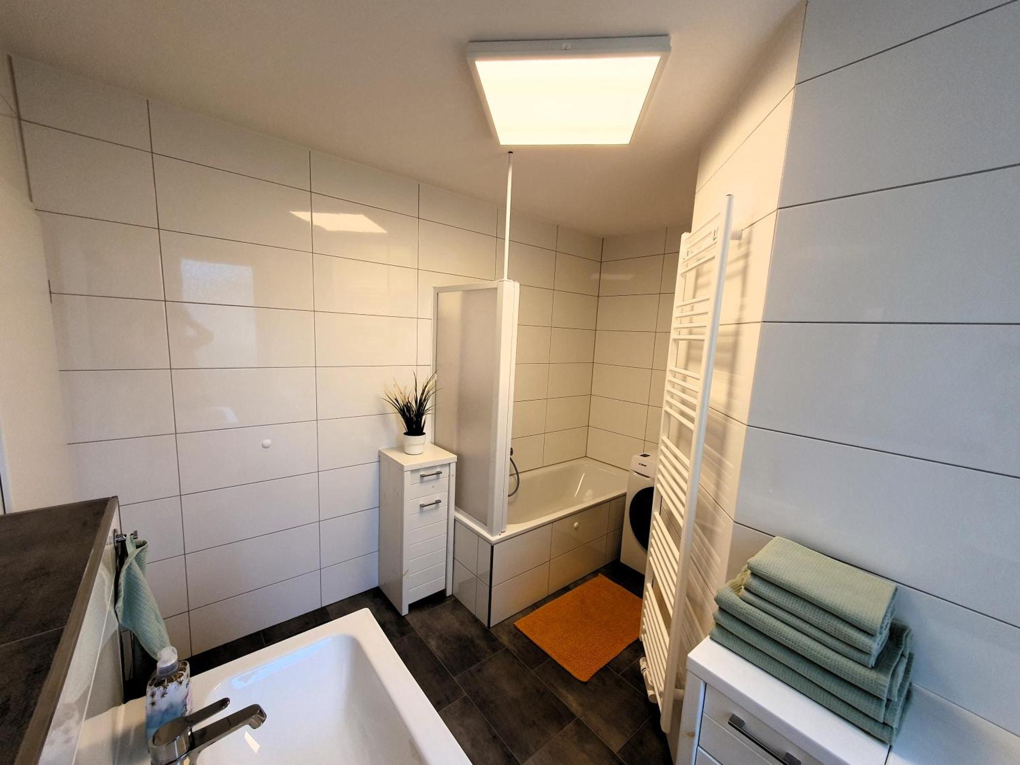 Radfreundliches Wohlfuehl-Apartment Mit Terrasse Und Parkplatz - Fewo Woody Schwerin  Exterior photo